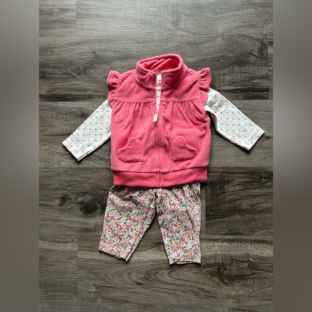 Carters 9 month outfit